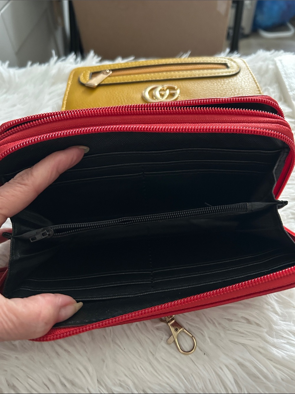 Bundle GG Logo Women's Wallet - Red / Mustard Leather - Picture 2 of 8